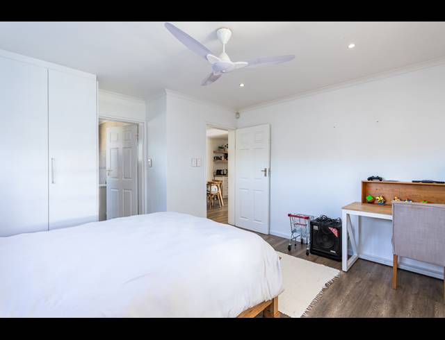 4 BEDROOM HOUSE FOR SALE IN FLAMINGO VLEI